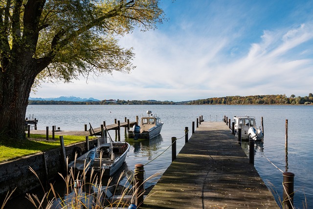 山东泰山推出官方授权球星卡，每盒售价698元